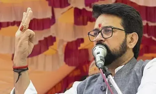 ఉగ్రవాదులకు టీఎంసీ ఆశ్రయం కల్పిస్తోంది: కేంద్ర మంత్రి అనురాగ్ ఠాకూర్