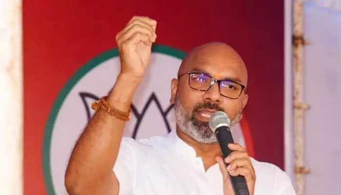 కాంగ్రెస్-బీఆర్ఎస్ మధ్య ఒప్పందం కుదిరింది: ధర్మపురి అర్వింద్ కాంగ్రెస్-బీఆర్ఎస్ మధ్య ఒప్పందం కుదిరింది: ధర్మపురి అర్వింద్