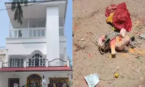 కేసీఆర్ ఇంటి పక్కన క్షుద్రపూజల కలకలం