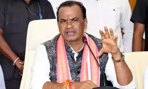 BREAKING: కవిత జైలుకెళ్లడంతో కేటీఆర్, కేసీఆర్‌కు మతిభ్రమించింది: మంత్రి కోమటి‌రెడ్డి వెంకట్‌రెడ్డి