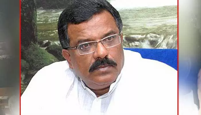 గత్యంతరం లేక టీడీపీలో చేరా.. కంటతడి పెట్టిన కేంద్ర మాజీ మంత్రి కోట్ల గత్యంతరం లేక టీడీపీలో చేరా.. కంటతడి పెట్టిన కేంద్ర మాజీ మంత్రి కోట్ల