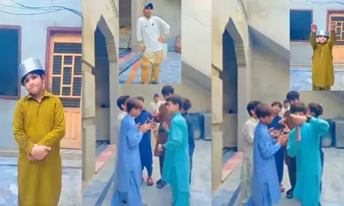 Viral Video: ఇంటర్నేషనల్ క్రికెట్‌ను తలపిస్తున్న గల్లీ క్రికెట్.. వీడియో వైరల్..