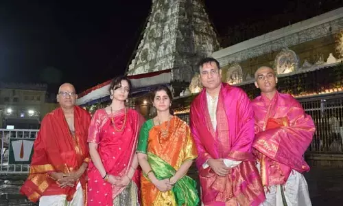 Tirumala: శ్రీవారి తోమాల సేవలో ప్రముఖ మాజీ క్రికెటర్..