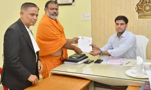 BREAKING: ఏపీలో కూటమికి షాకిచ్చిన స్వామి పరిపూర్ణానంద.. స్వతంత్ర అభ్యర్థిగా అక్కడి నుంచి బరిలోకి
