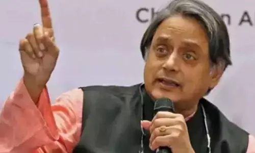 Shashi Tharoor : కర్ణాటక రిజర్వేషన్ బిల్లు అవివేకం.. శశిథరూర్ కీలక వ్యాఖ్యలు