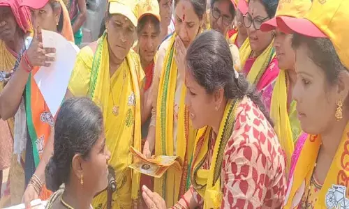 AP Politics: భర్త అశోక్ కోసం భార్య నీలోత్పల..