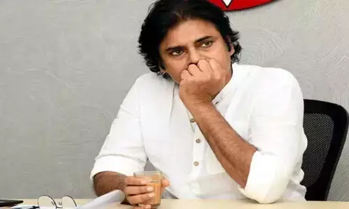 అప్పుల పాలైపోయిన పవన్ కల్యాణ్.. ఎవరెవరి వద్ద ఎంత తీసుకున్నాడో లిస్ట్ ఇదే..!