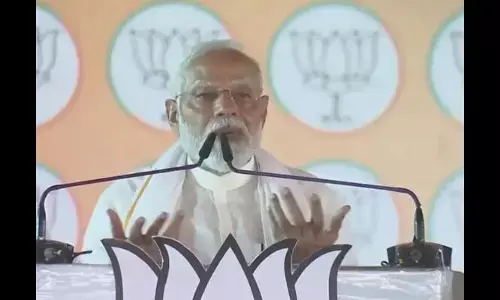 రాజ్యాంగాన్ని విచ్ఛిన్నం చేసేందుకు కాంగ్రెస్ ప్రయత్నిస్తోంది: ప్రధాని మోడీ