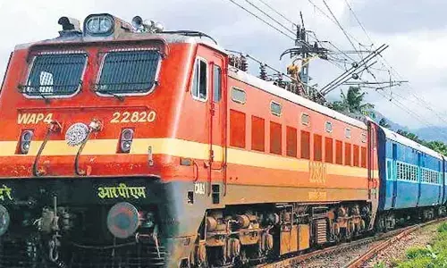 Railway: రైలు ప్రయాణికులకు శుభవార్త చెప్పిన దక్షిణ మధ్య రైల్వే.. ఏంటంటే..?