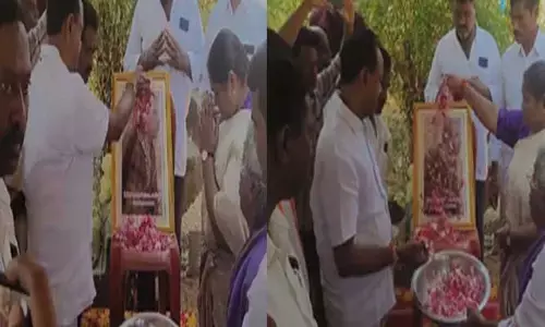 మావోయిస్టుకి నివాళులర్పించిన మంత్రి సీతక్క.. నువ్వు మంత్రివా..?భగ్గుమన్న..!
