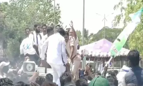 వైసీపీ శ్రేణుల్లో చల్లారని విభేదాలు.. తొడ కొట్టి సవాల్ విసిరిన వైసీపీ నేత
