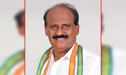 ఎన్నికల వేళ బీజేపీకి బిగ్ షాక్.. కాంగ్రెస్‌లో చేరిన వడ్డేపల్లి సుభాష్ రెడ్డి