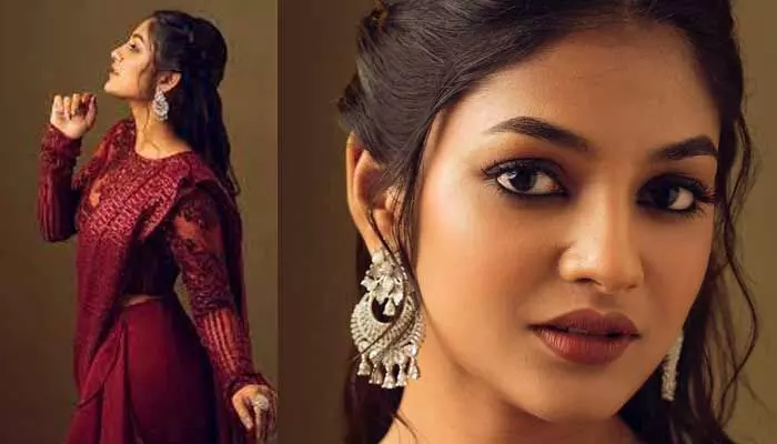 మత్తెక్కించే కళ్ళతో కుర్రకారు మనసులని మెస్మరైజ్ చేస్తున్న లవ్ టుడే ముద్దుగుమ్మ..ఫొటోలు వైరల్ మత్తెక్కించే కళ్ళతో కుర్రకారు మనసులని మెస్మరైజ్ చేస్తున్న లవ్ టుడే ముద్దుగుమ్మ..ఫొటోలు వైరల్