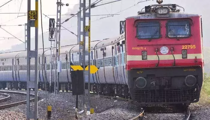 Train tickets: రైలు టికెట్లపై శుభవార్త చెప్పిన రైల్వేశాఖ.. Train tickets: రైలు టికెట్లపై శుభవార్త చెప్పిన రైల్వేశాఖ..