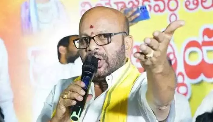 ఎన్నికలు పూర్తి అయ్యాక టీడీపీలోకి సీఎం జగన్: వర్మ సంచలన వ్యాఖ్యలు ఎన్నికలు పూర్తి అయ్యాక టీడీపీలోకి సీఎం జగన్: వర్మ సంచలన వ్యాఖ్యలు