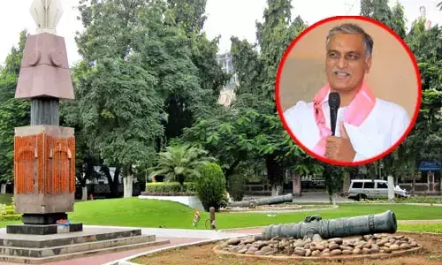 HYD: గన్‌పార్క్ వద్ద హైటెన్షన్.. రాజీనామా లేఖతో వచ్చిన హరీష్ రావు