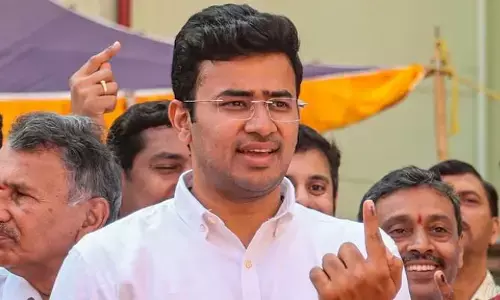 అలా ఓట్లు అడిగారని..  బీజేపీ అభ్యర్థి తేజస్వి సూర్యపై కేసు ?