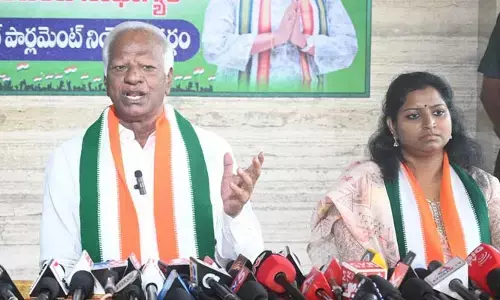 ‘డొంక తిరుగుడు మాటలొద్దు’  హరీశ్ రావు రాజీనామా లేఖపై కడియం శ్రీహరి ఘాటు రియాక్షన్