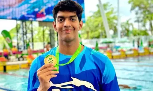 స్విమ్మర్ శ్రీహరికి స్వర్ణం