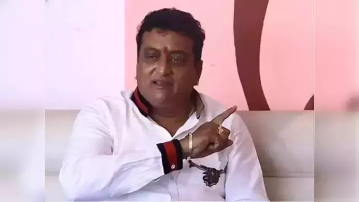 సినీ ఇండస్ట్రీ బాగుండాలంటే ఆయన ఉండకూడదు..పృథ్వీరాజ్ సంచలన వ్యాఖ్యలు! సినీ ఇండస్ట్రీ బాగుండాలంటే ఆయన ఉండకూడదు..పృథ్వీరాజ్ సంచలన వ్యాఖ్యలు!