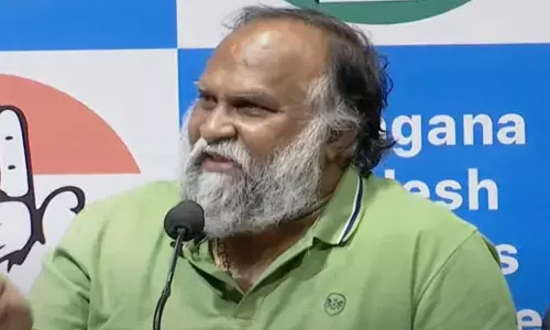 కేసీఆర్ బాధ కరెంట్ గురించి కాదు.. పొలిటికల్ పవర్ కట్ చేశారని:జగ్గారెడ్డి