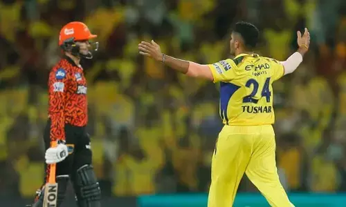 హైదరాబాద్ మళ్లీ బోల్తా.. చెన్నయ్‌కు భారీ విజయం