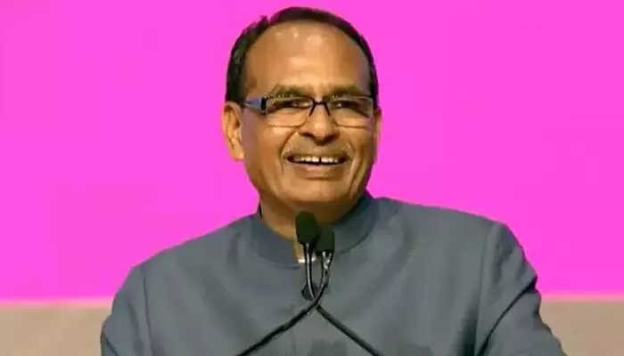 కాంగ్రెస్ తప్పుడు నిర్ణయాలు తీసుకుంటోంది: బీజేపీ నేత శివరాజ్ సింగ్ చౌహాన్ వ్యాఖ్యలు కాంగ్రెస్ తప్పుడు నిర్ణయాలు తీసుకుంటోంది: బీజేపీ నేత శివరాజ్ సింగ్ చౌహాన్ వ్యాఖ్యలు