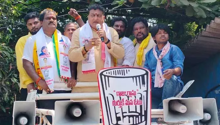 జగన్ పాలనలో దాచుకోవడం,దోచుకోవడమే..పృథ్వీరాజ్ సెన్సేషనల్ కామెంట్స్ జగన్ పాలనలో దాచుకోవడం,దోచుకోవడమే..పృథ్వీరాజ్ సెన్సేషనల్ కామెంట్స్