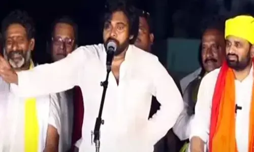 పేకాట క్లబ్బులు కావాలా..డీఎస్సీ నోటిఫికేషన్ కావాలా..: యువతకు పవన్ కల్యాణ్ సూటి ప్రశ్న