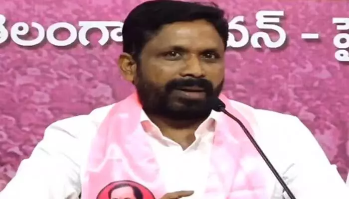 Errolla Srinivas : ఎర్రోళ్ల శ్రీనివాస్ కు బెయిల్ మంజూరు Errolla Srinivas : ఎర్రోళ్ల శ్రీనివాస్ కు బెయిల్ మంజూరు