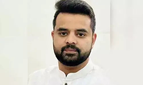 ప్రజ్వల్ రేవణ్ణ కేసులో మరో ట్విస్ట్.. మాట మార్చిన బాధితురాలు