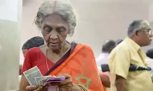pension: పెన్షనర్లకు బిగ్ అలర్ట్.. పంపిణీపై సర్కారు కీలక ప్రకటన