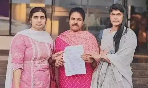లేడి గెటప్‌లో పవన్, లోకేష్, చంద్రబాబు.. రామ్ గోపాల్ వర్మ సంచలన పోస్ట్