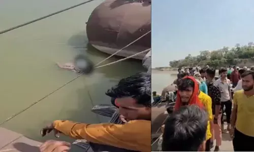 పాముకాటుకు యువకుడు బలి! ప్రాణం తిరిగి వస్తుందని గంగానదిలో రెండు రోజులుగా శవం!