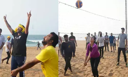 Tejaswini Nandamuri: బీచ్‌లో వాలీబాల్ ఆడిన బాలయ్య చిన్న కూతురు.. ఫోటోలు వైరల్..