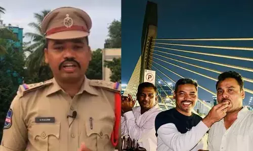 Cable bridge: కేబుల్ బ్రిడ్జిపై ఆ పని చేసిన సీఐ.. నెటిజన్స్ ఫైర్ (వీడియో)