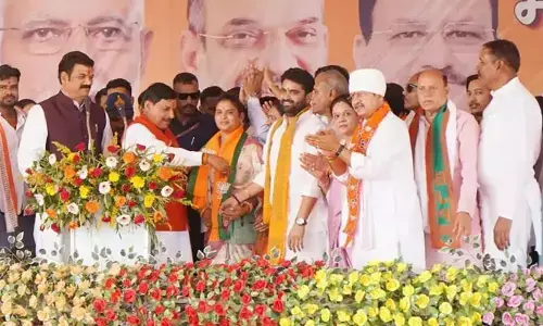 బీజేపీలో చేరిన మరో ఎమ్మెల్యే..మధ్యప్రదేశ్‌లో కాంగ్రెస్‌కు షాక్