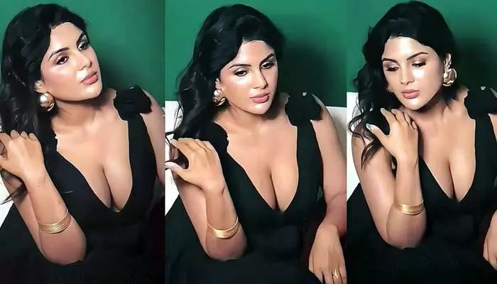ఈ స్టార్ హీరోతో అలా చేయడానికి 5 కోట్ల క్రేజీ ఆఫర్.. కాదని చెప్పి షాక్ ఇచ్చిన హీరోయిన్..! ఈ స్టార్ హీరోతో అలా చేయడానికి 5 కోట్ల క్రేజీ ఆఫర్.. కాదని చెప్పి షాక్ ఇచ్చిన హీరోయిన్..!