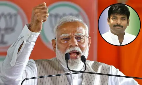 మోడీ యూటర్న్.. మంత్రి సెటైర్స్