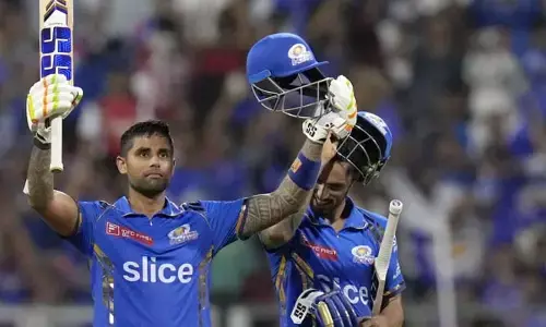 సన్‌రైజర్స్‌కు సూర్య‘స్ట్రోక్’