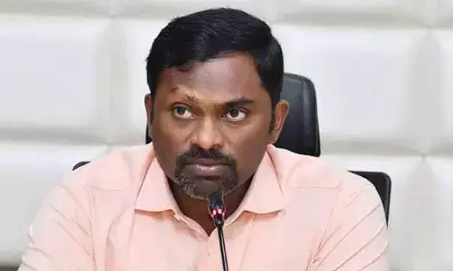 ఎలక్షన్ డ్యూటీలకు గైర్హాజరు.. 40 మందిపై సస్పెన్షన్ వేటు