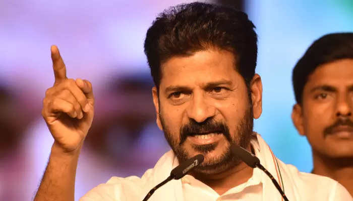 ఈ అవకాశం చేజార్చుకోవద్దు.. CM రేవంత్ కీలక వ్యాఖ్యలు ఈ అవకాశం చేజార్చుకోవద్దు.. CM రేవంత్ కీలక వ్యాఖ్యలు