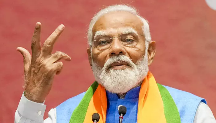 HYD: పాతబస్తీ పరిస్థితిపై ప్రధాని మోడీ సంచలన వ్యాఖ్యలు HYD: పాతబస్తీ పరిస్థితిపై ప్రధాని మోడీ సంచలన వ్యాఖ్యలు