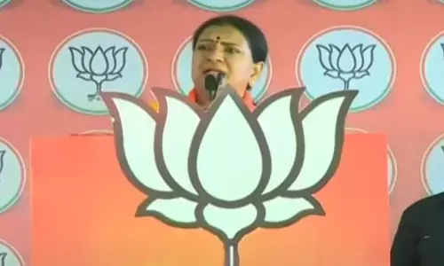 BREAKING: రాష్ట్రాన్ని లూఠీ చేసేందుకు వచ్చిన దోకేబాజ్ రేవంత్‌రెడ్డి: బీజేపీ ఎంపీ అభ్యర్థి డీకే అరుణ ఫైర్