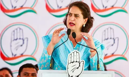 ఆ ఐదుగురి కోసమే మోడీ పనిచేస్తున్నారు.. ప్రియాంక గాంధీ కీలక వ్యాఖ్యలు