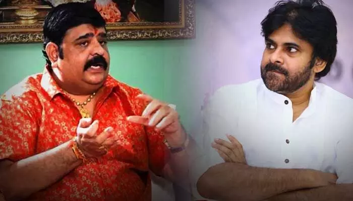 బిగ్ ట్విస్ట్.. పోలింగ్కు ముందు పవన్ కల్యాణ్పై సెన్సేషనల్ కామెంట్స్ చేసిన వేణు స్వామి! బిగ్ ట్విస్ట్.. పోలింగ్కు ముందు పవన్ కల్యాణ్పై సెన్సేషనల్ కామెంట్స్ చేసిన వేణు స్వామి!