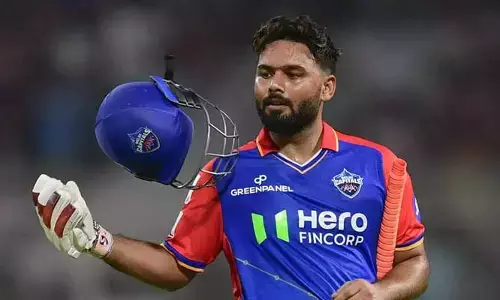 డబ్బు కోసం ఢిల్లీని వీడలేదు.. గవాస్కర్‌కు పంత్ కౌంటర్