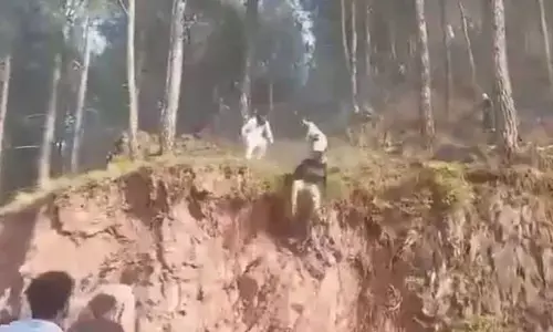 POK: అక్కడ ఆకలికేకలు.. వాళ్ల చేతుల్లో పోలీసు మృతి..