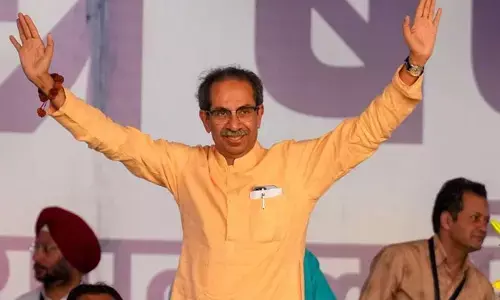 మోడీ మళ్లీ వస్తే దేశంలో చీకటి రోజులే: ఉద్ధవ్ థాక్రే కీలక వ్యాఖ్యలు