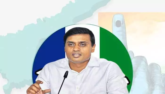 AP Elections 2024: తన ఓటు తనకు వేసుకోలేని మిధున్ రెడ్డి.. కారణం ఇదే..! AP Elections 2024: తన ఓటు తనకు వేసుకోలేని మిధున్ రెడ్డి.. కారణం ఇదే..!